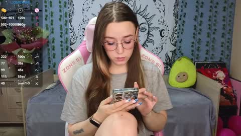 Snapshot of sweet_frosty chatting on 02/04/25, 03:00 Alice online show from 02/04/25, 03:00