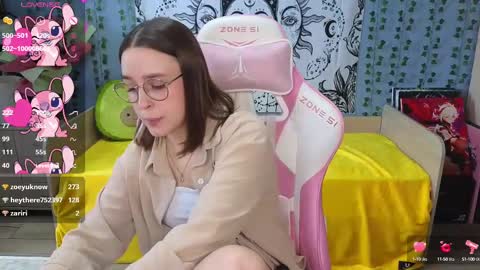 Snapshot of sweet_frosty chatting on 02/23/25, 05:56 Alice online show from 02/23/25, 05:56