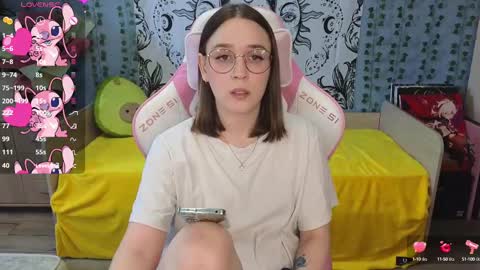 Snapshot of sweet_frosty chatting on 02/24/25, 02:51 Alice online show from 02/24/25, 02:51