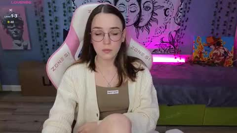 Snapshot of sweet_frosty chatting on 09/15/25, 02:55 Alice online show from 09/15/25, 02:55