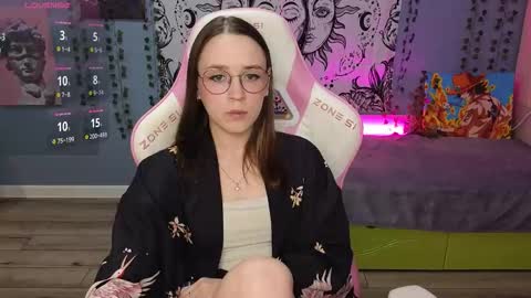 Snapshot of sweet_frosty chatting on 09/26/25, 03:10 Alice online show from 09/26/25, 03:10