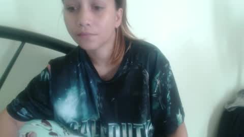 Snapshot of sweet_girlyxx chatting on 01/02/25, 02:22 girly online show from 01/02/25, 02:22