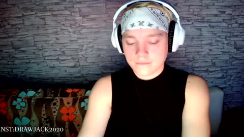 Snapshot of sweet_guys_ chatting on 12/05/24, 02:09 Jack online show from 12/05/24, 02:09