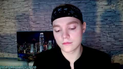 Snapshot of sweet_guys_ chatting on 10/18/25, 03:24 Jack online show from 10/18/25, 03:24