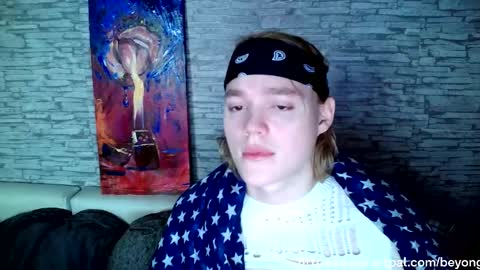 Snapshot of sweet_guys_ chatting on 12/05/25, 03:59 Jack online show from 12/05/25, 03:59