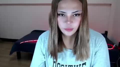 sophia daisy  online show from 11/10/25, 11:37