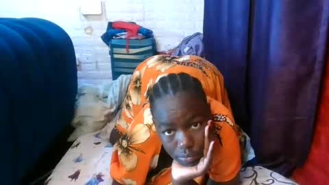Snapshot of sweet_hennessey chatting on 06/05/26, 11:49 sweet_hennessey online show from 06/05/26, 11:49