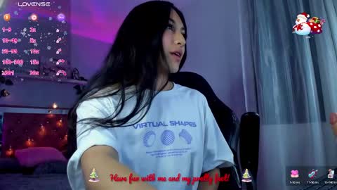 Snapshot of sweet_isiis chatting on 12/10/24, 01:11 Isiis online show from 12/10/24, 01:11