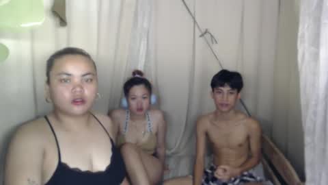 Snapshot of sweet_jassx chatting on 03/05/25, 12:49 Sweet jassxxx online show from 03/05/25, 12:49