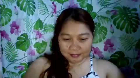 Snapshot of sweet_kayley chatting on 12/04/24, 02:15 sweet_kayley online show from 12/04/24, 02:15