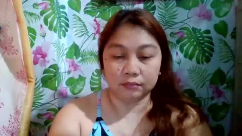 Snapshot of sweet_kayley chatting on 12/12/24, 04:37 sweet_kayley online show from 12/12/24, 04:37