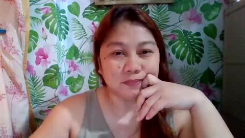 Snapshot of sweet_kayley chatting on 12/14/24, 02:34 sweet_kayley online show from 12/14/24, 02:34