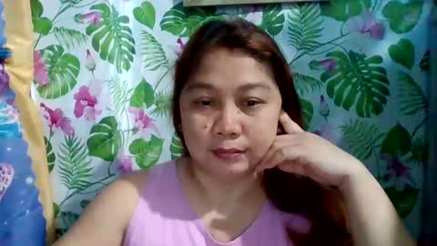 Snapshot of sweet_kayley chatting on 12/15/24, 02:48 sweet_kayley online show from 12/15/24, 02:48