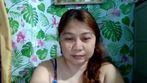 Snapshot of sweet_kayley chatting on 12/18/24, 01:12 sweet_kayley online show from 12/18/24, 01:12