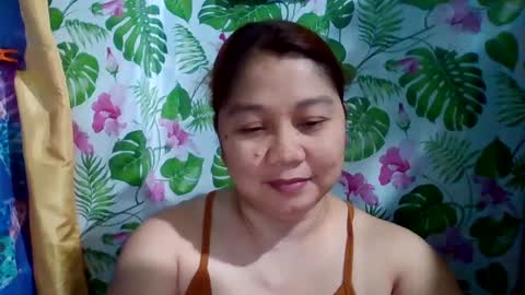 Snapshot of sweet_kayley chatting on 12/20/24, 01:54 sweet_kayley online show from 12/20/24, 01:54