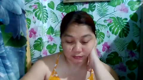 Snapshot of sweet_kayley chatting on 01/02/25, 01:19 sweet_kayley online show from 01/02/25, 01:19