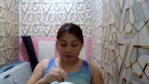 Snapshot of sweet_kayley chatting on 03/03/26, 10:32 sweet_kayley online show from 03/03/26, 10:32