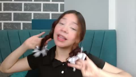 sweet_kitty_05 online show from 05/04/26, 01:45