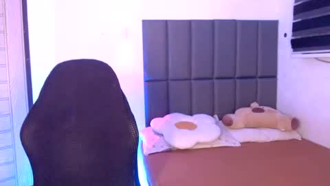 Snapshot of sweet_kittykatya chatting on 06/23/26, 05:33 sweet_kittykatya online show from 06/23/26, 05:33