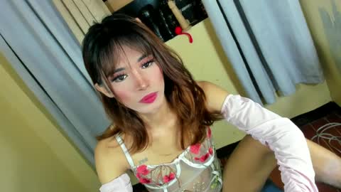 Snapshot of sweet_kyliexx chatting on 07/01/26, 01:18 sweet_kyliexx online show from 07/01/26, 01:18