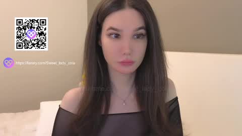 Snapshot of sweet_lady_cola chatting on 02/14/25, 06:40 Ko online show from 02/14/25, 06:40