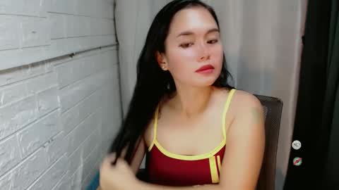 LAIKA online show from 02/17/25, 04:09