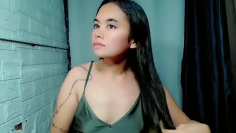 Snapshot of sweet_laika chatting on 05/11/26, 02:17 LAIKA online show from 05/11/26, 02:17