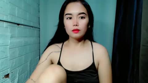 Snapshot of sweet_laika chatting on 05/18/26, 03:57 LAIKA online show from 05/18/26, 03:57