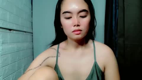 Snapshot of sweet_laika chatting on 06/11/26, 02:11 LAIKA online show from 06/11/26, 02:11
