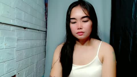 Snapshot of sweet_laika chatting on 06/22/26, 02:13 LAIKA online show from 06/22/26, 02:13