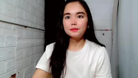 Snapshot of sweet_laika chatting on 07/15/26, 03:23 LAIKA online show from 07/15/26, 03:23