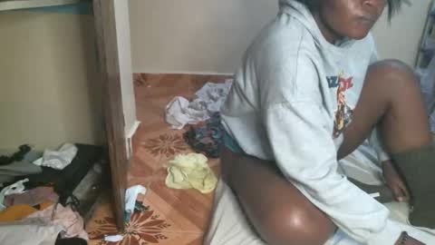 Snapshot of sweet_lilianah chatting on 02/23/26, 03:37 sweet_lilianah online show from 02/23/26, 03:37