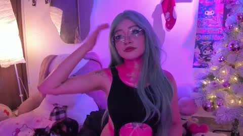 sweet_lilly_sweet online show from 12/01/25, 12:48