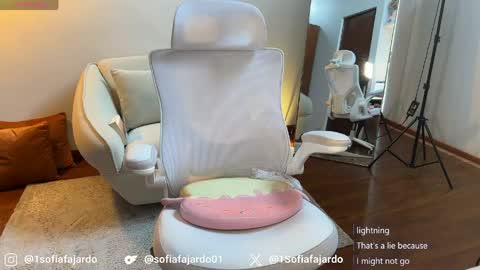free            private online show from 05/06/26, 12:21