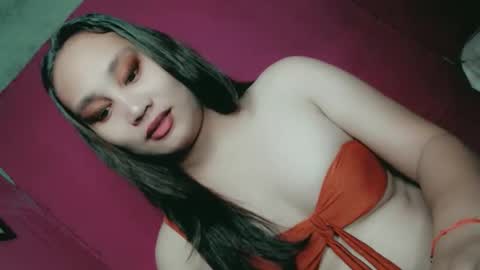 Snapshot of sweet_lover5 chatting on 09/15/25, 02:17 SWEET LOVE online show from 09/15/25, 02:17