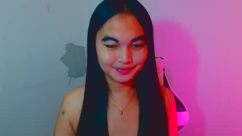 Snapshot of sweet_mariax chatting on 12/01/25, 03:33 Maria Stella online show from 12/01/25, 03:33