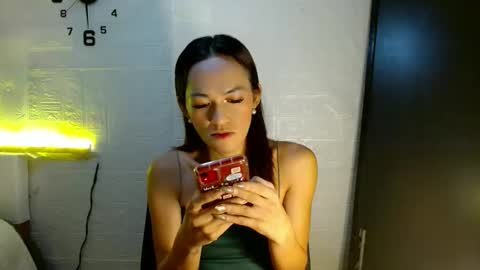 Snapshot of sweet_marry143 chatting on 09/12/25, 01:49 marry online show from 09/12/25, 01:49