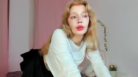 Melissa. Join me on Fansly link in social medias online show from 03/28/26, 09:25