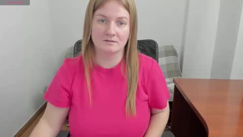 Mila online show from 10/01/25, 04:57