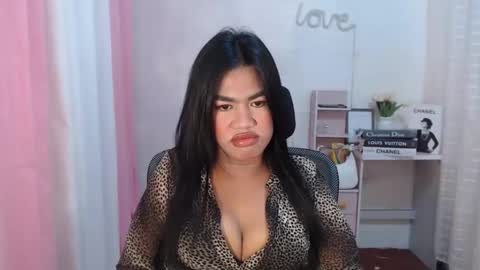 Snapshot of sweet_melonxxx chatting on 02/28/25, 01:36 Melon online show from 02/28/25, 01:36