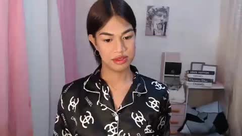 Snapshot of sweet_melonxxx chatting on 10/29/25, 06:31 Melon online show from 10/29/25, 06:31