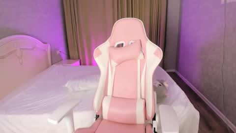 Mikasa online show from 11/06/25, 12:28