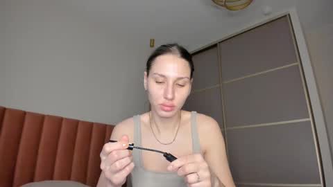 Snapshot of sweet_miss381 chatting on 03/05/25, 12:27 Sofi online show from 03/05/25, 12:27