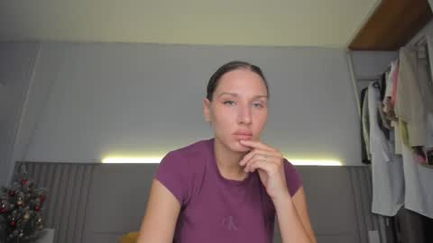 Snapshot of sweet_miss381 chatting on 02/07/26, 05:33 Sofi online show from 02/07/26, 05:33