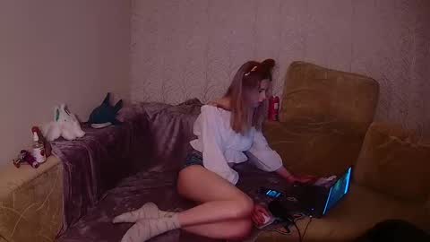 sweet_mol1y online show from 09/23/25, 09:07