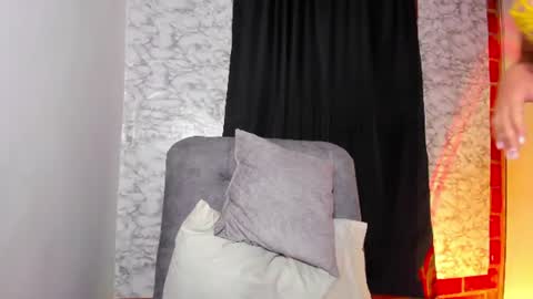 Snapshot of sweet_moniicaa chatting on 07/31/26, 03:06 Monica online show from 07/31/26, 03:06
