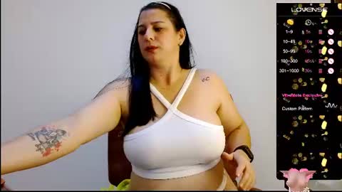 Snapshot of sweet_monsalve34 chatting on 06/27/26, 12:22 MONSALVE online show from 06/27/26, 12:22