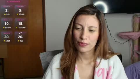 Snapshot of sweet_moon_v_ chatting on 04/20/26, 11:17 sweet_moon_v_ online show from 04/20/26, 11:17