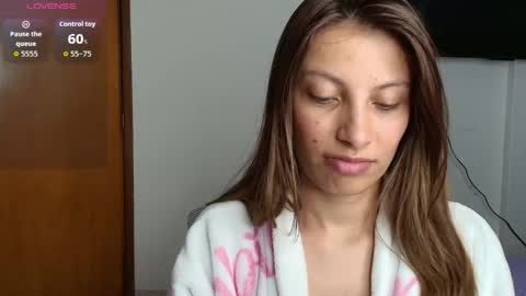 sweet_moon_v_ online show from 06/08/26, 03:18
