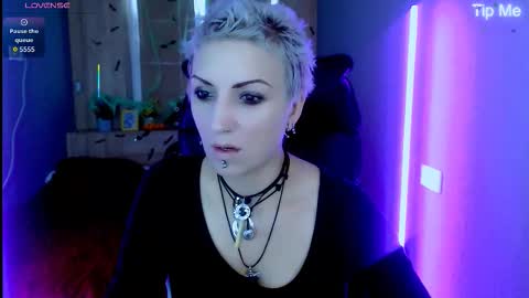 sweet_n_strong online show from 11/01/25, 08:05